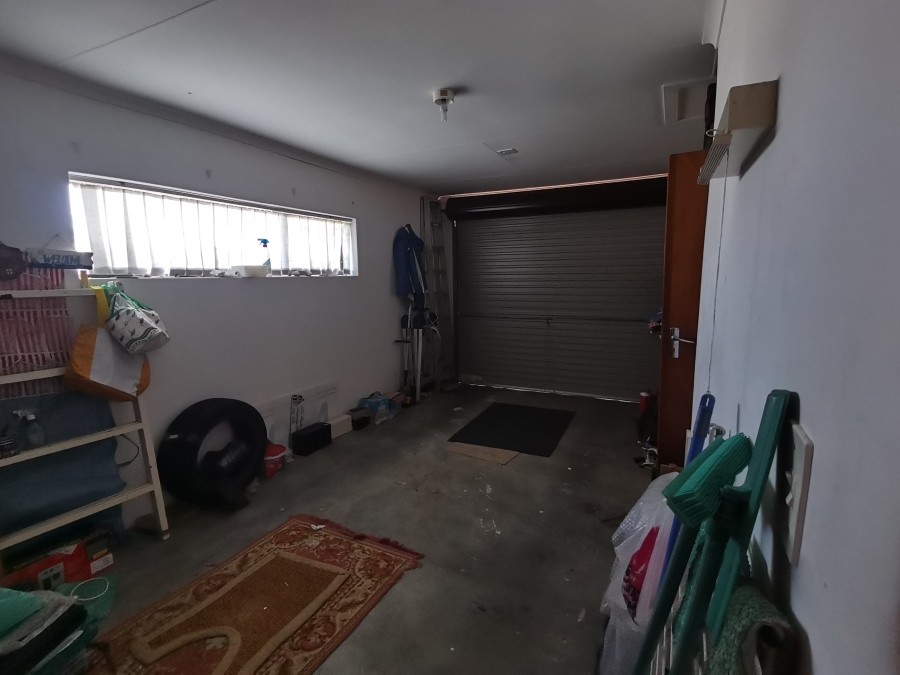 4 Bedroom Property for Sale in Bayview Western Cape